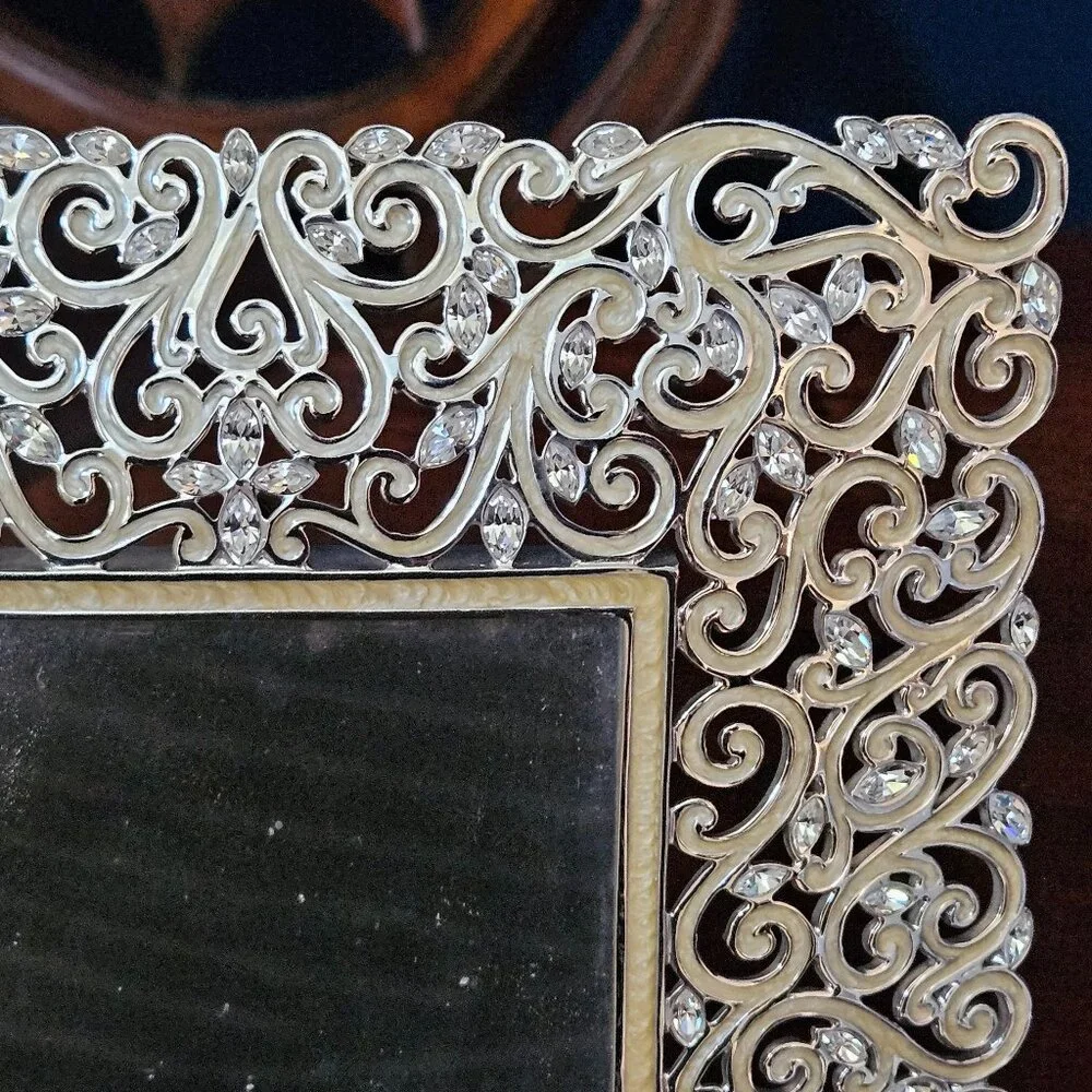 RARE VINTAGE JAY STRONGWATER SCROLL WEDDING DUCHESS MARQUIS CRYSTAL ENAMEL FRAME